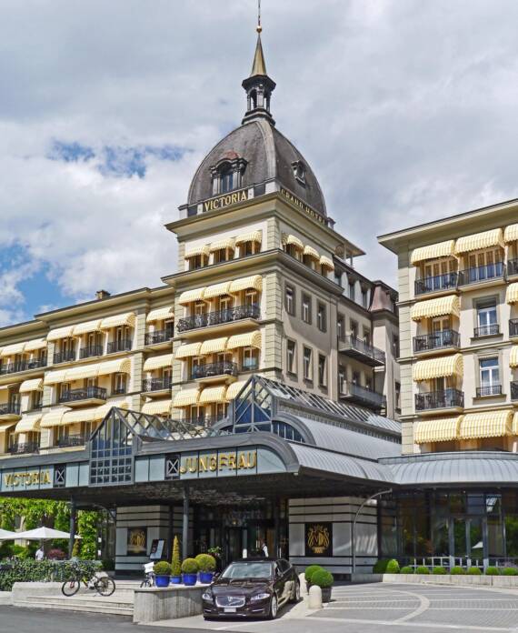 interlaken-3326067_1920